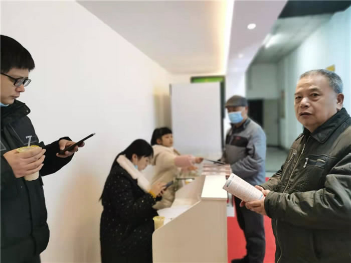 四川中青旅綿陽分社、綿陽市中旅假日旅行社、綿陽自來文化傳播有限公司24H自助售貨服務盛大開業(yè)