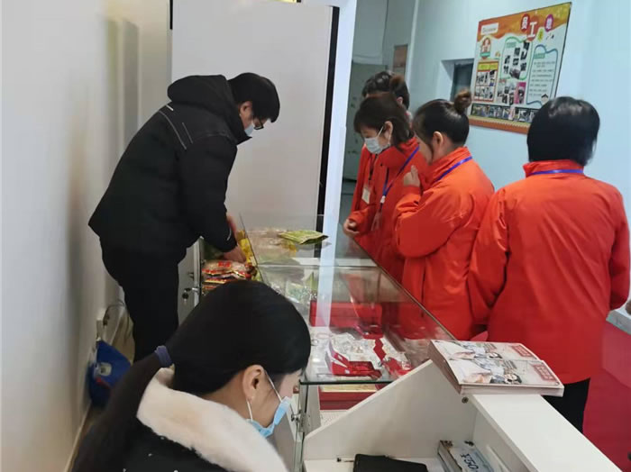 四川中青旅綿陽分社、綿陽市中旅假日旅行社、綿陽自來文化傳播有限公司24H自助售貨服務盛大開業(yè)